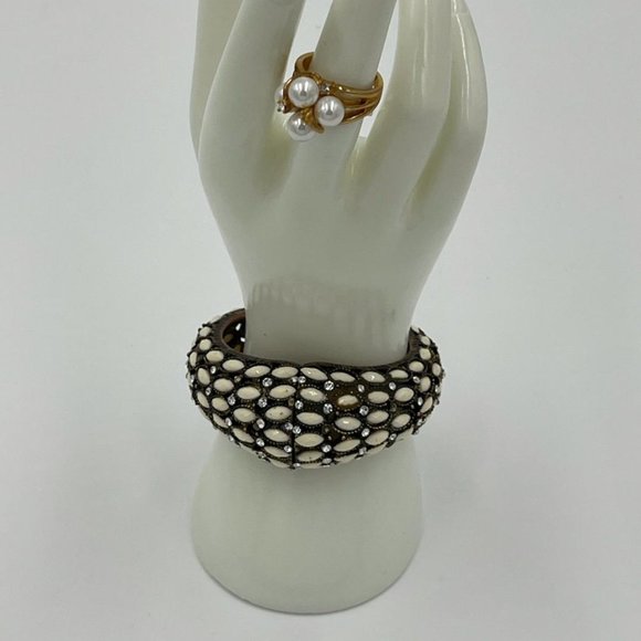 MARY KAY BRACELET W FAUX PEARL & CUBIC ZIRCONIA DESIGN - Picture 1 of 2